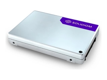 Bild på Solidigm D5 Series D5-P5336