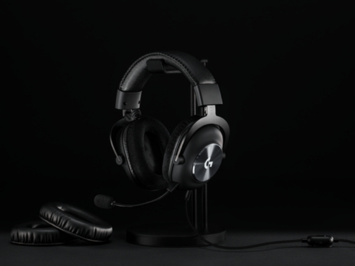 Bild på LOGITECH PRO X GAMING HEADSET + STAND 991-000358