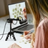 Bild på J5CREATE 2K AI-POWERED WEBCAM WITH JVU302-N